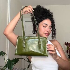 Paloma Wool Cayetano bag in green!